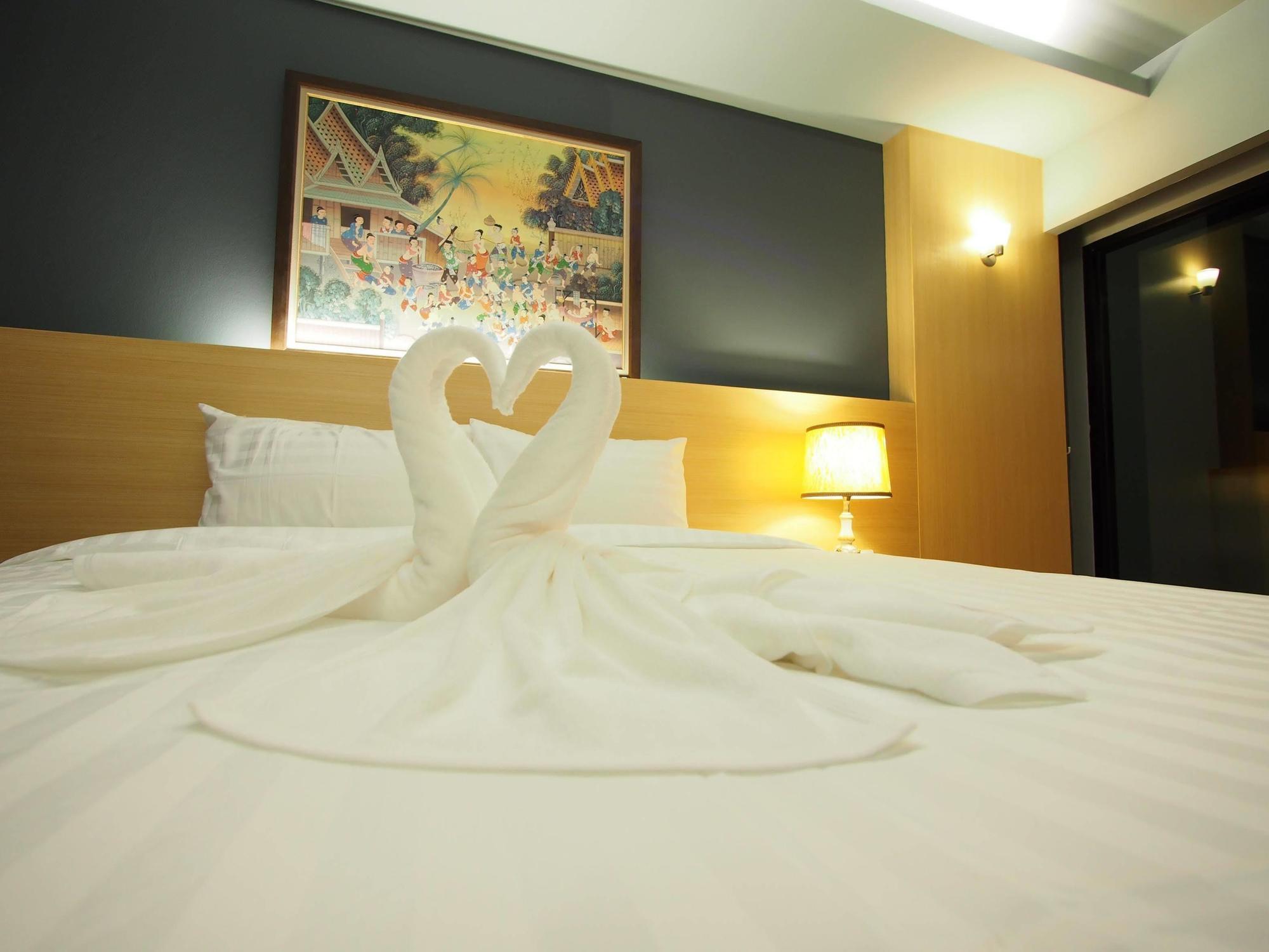 Le Naview @Prasingh Hotel Chiang Mai Bagian luar foto