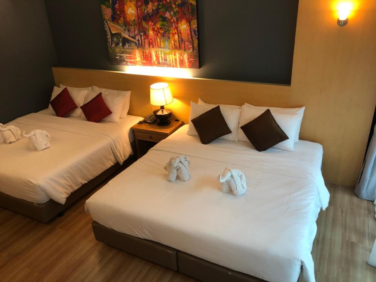 Le Naview @Prasingh Hotel Chiang Mai Bagian luar foto